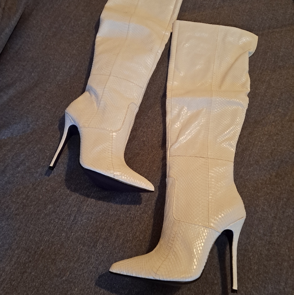 Genuine snakeskin boots